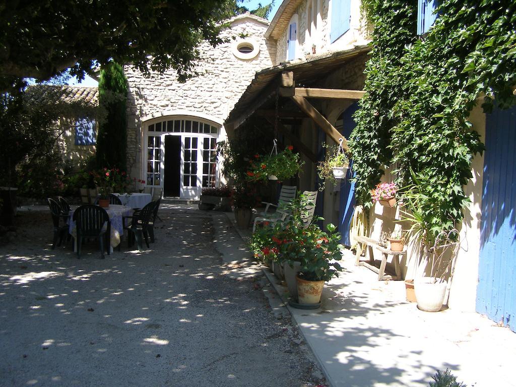 Hotel L'Oustau De Mistral Eyragues Exterior foto